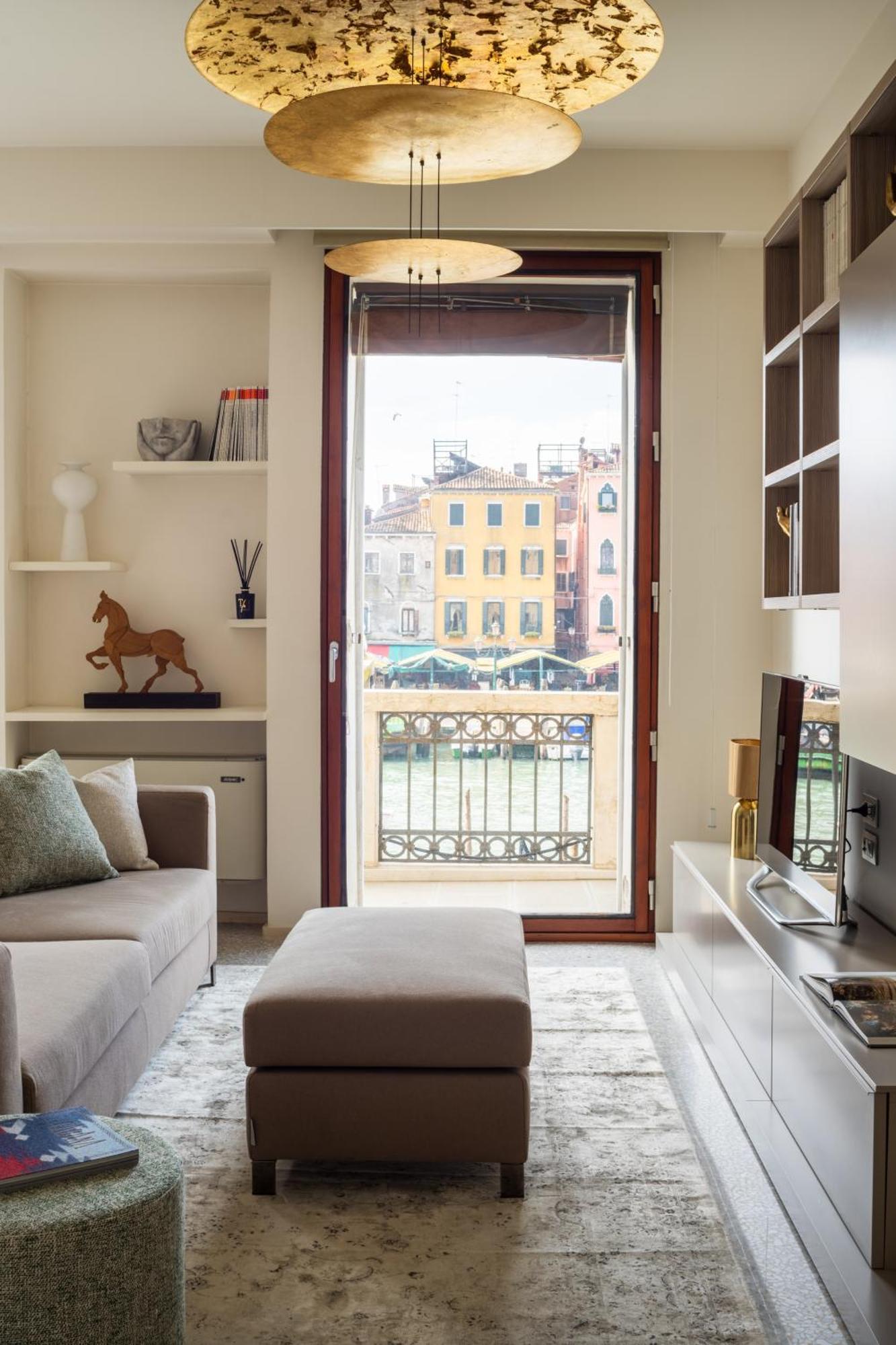 Grand Canal Luxury Apartment With Terrace R&R Venice Exterior photo